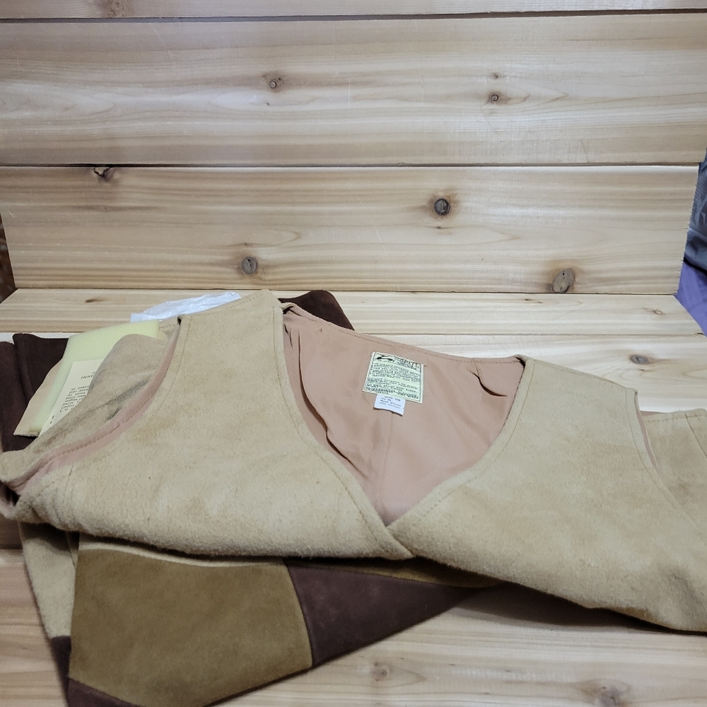 Vintage Wapiti Handcrafts LTD Vest and Skirt(With original tags)